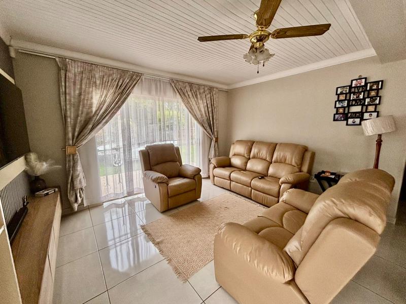 4 Bedroom Property for Sale in Vanderbijlpark CW 1 Gauteng