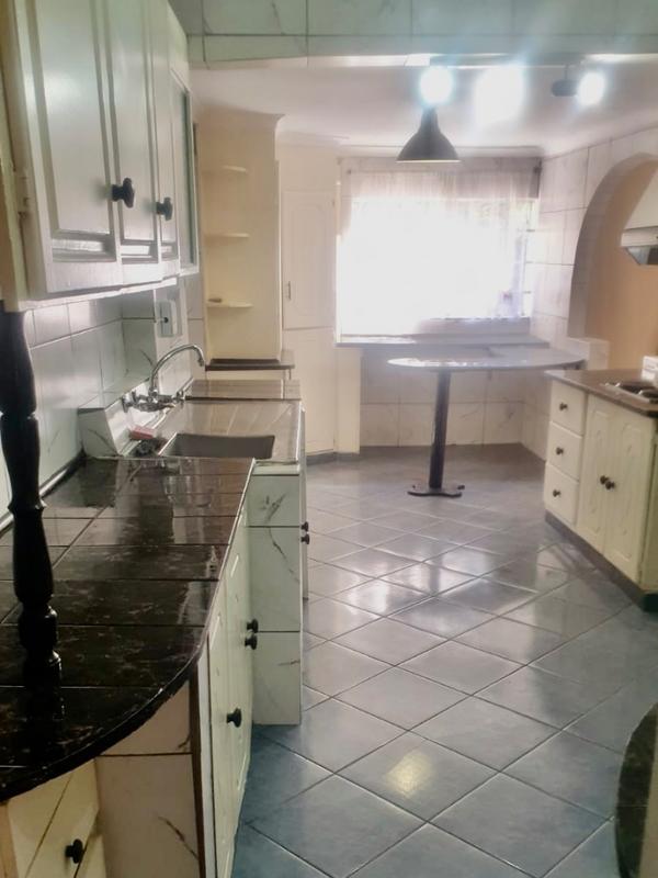 3 Bedroom Property for Sale in Vanderbijlpark CW Gauteng