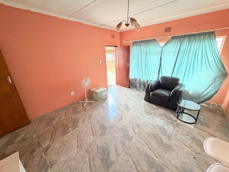 3 Bedroom Property for Sale in Vanderbijlpark CW 4 Gauteng