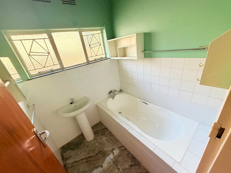 3 Bedroom Property for Sale in Vanderbijlpark CW 4 Gauteng