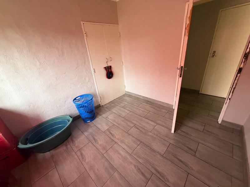 8 Bedroom Property for Sale in Vanderbijlpark CW 5 Gauteng