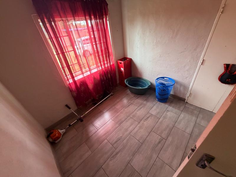 8 Bedroom Property for Sale in Vanderbijlpark CW 5 Gauteng