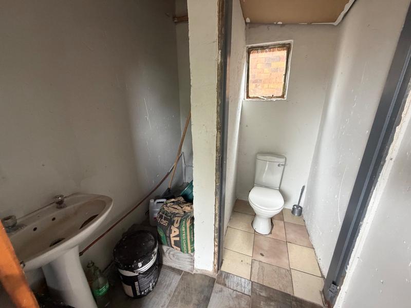 8 Bedroom Property for Sale in Vanderbijlpark CW 5 Gauteng