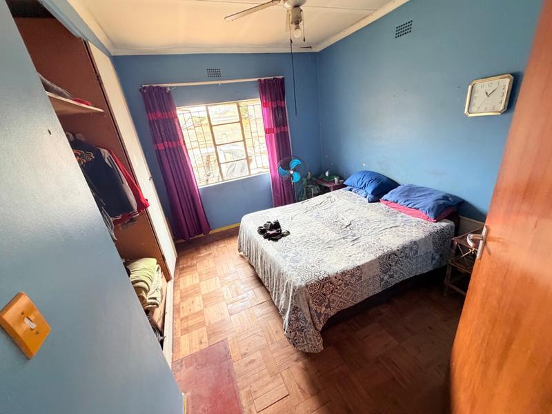 2 Bedroom Property for Sale in Vanderbijlpark Cw 6 Gauteng