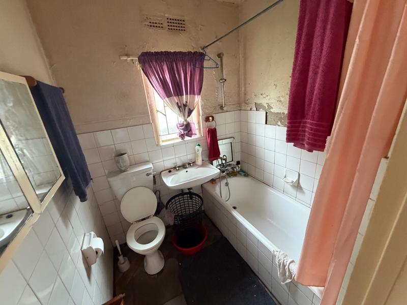 2 Bedroom Property for Sale in Vanderbijlpark Cw 6 Gauteng