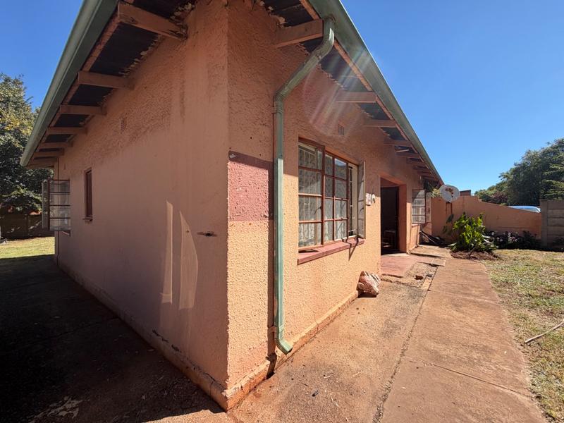 2 Bedroom Property for Sale in Vanderbijlpark Cw 6 Gauteng