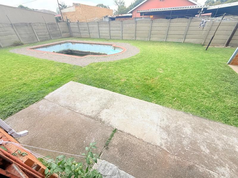 3 Bedroom Property for Sale in Vanderbijlpark Cw 6 Gauteng