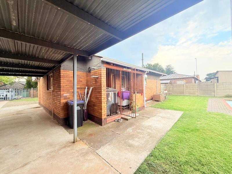 3 Bedroom Property for Sale in Vanderbijlpark Cw 6 Gauteng