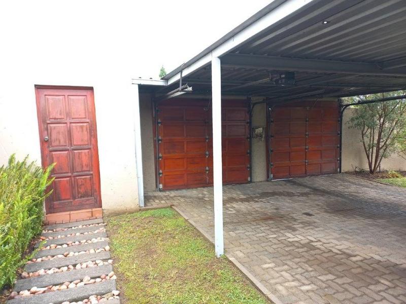 To Let 3 Bedroom Property for Rent in Dowerglen Gauteng