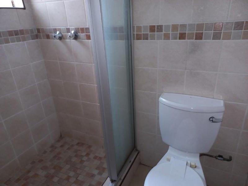 To Let 3 Bedroom Property for Rent in Dowerglen Gauteng