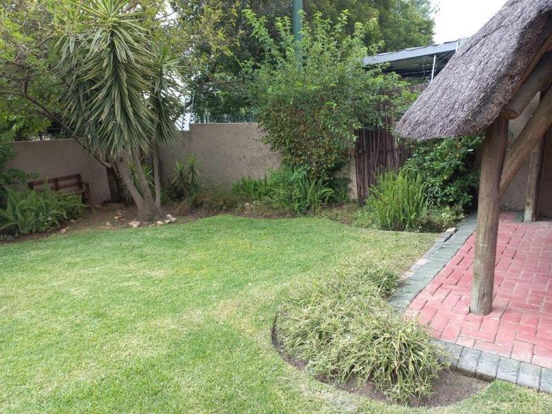 To Let 3 Bedroom Property for Rent in Dowerglen Gauteng