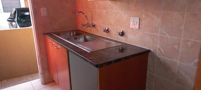 To Let 3 Bedroom Property for Rent in Dowerglen Gauteng