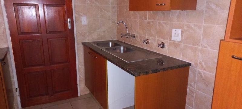 To Let 3 Bedroom Property for Rent in Dowerglen Gauteng