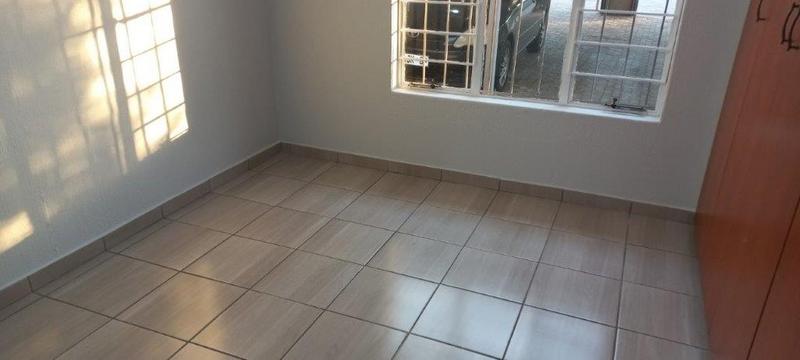 To Let 3 Bedroom Property for Rent in Dowerglen Gauteng