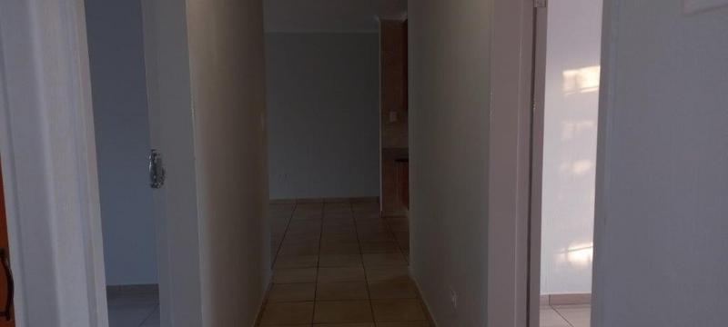 To Let 3 Bedroom Property for Rent in Dowerglen Gauteng