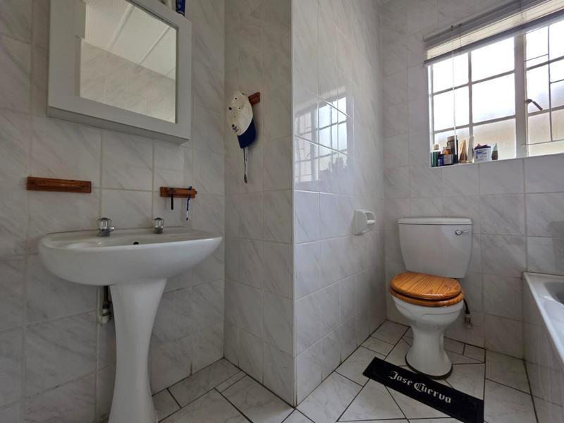 2 Bedroom Property for Sale in Eden Glen Gauteng