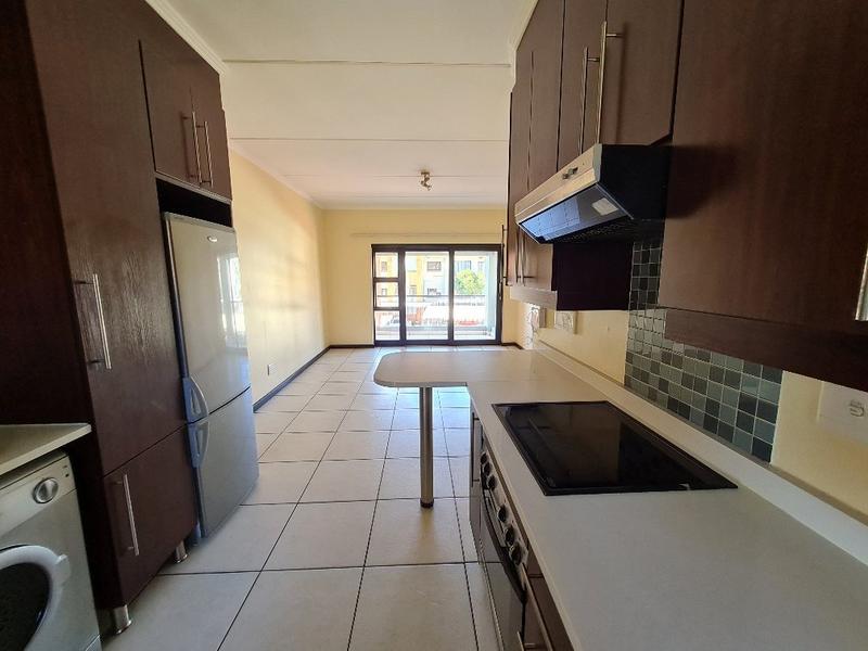 2 Bedroom Property for Sale in Greenstone Hill Gauteng