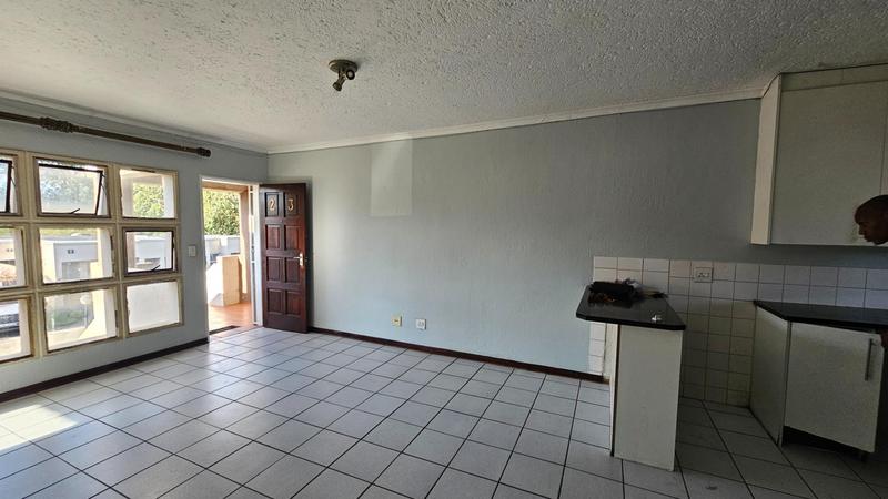 3 Bedroom Property for Sale in Glenanda Gauteng