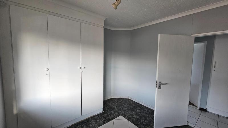 3 Bedroom Property for Sale in Glenanda Gauteng