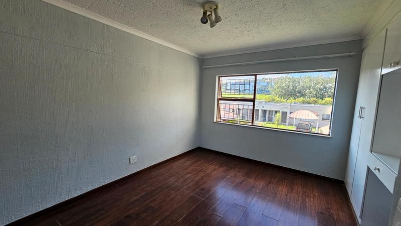 3 Bedroom Property for Sale in Glenanda Gauteng