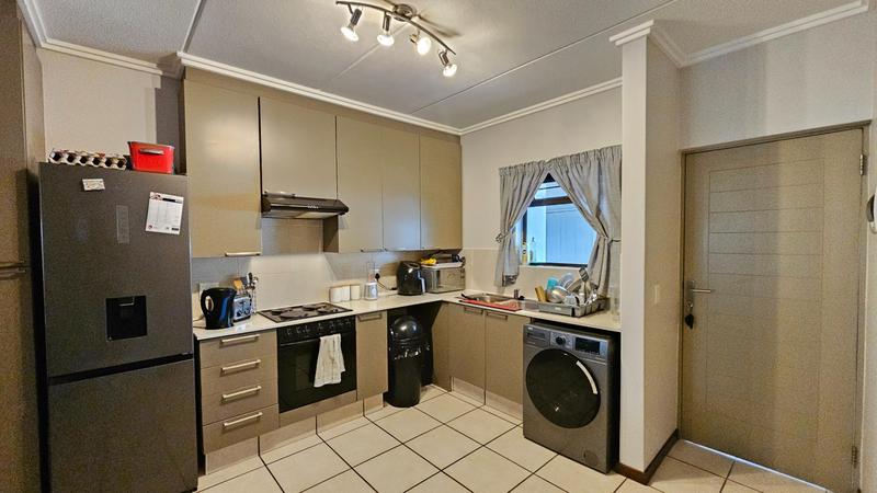 2 Bedroom Property for Sale in Bryanston Gauteng