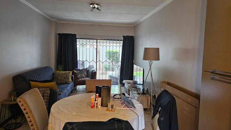 2 Bedroom Property for Sale in Bryanston Gauteng