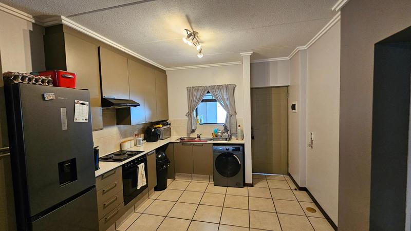 2 Bedroom Property for Sale in Bryanston Gauteng