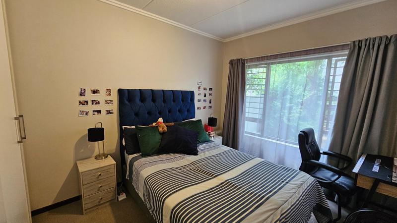 2 Bedroom Property for Sale in Bryanston Gauteng