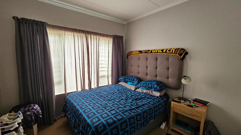 2 Bedroom Property for Sale in Bryanston Gauteng