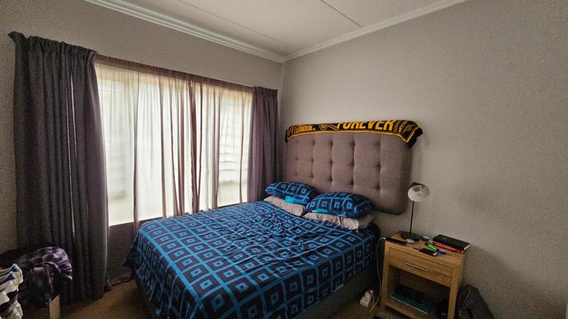 2 Bedroom Property for Sale in Bryanston Gauteng