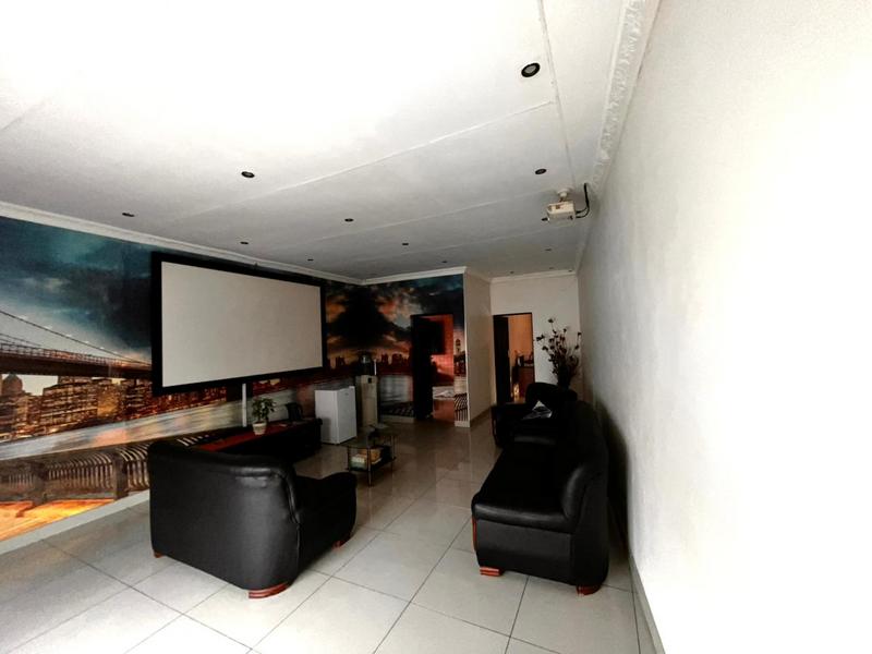 4 Bedroom Property for Sale in Zakariyya Park Gauteng