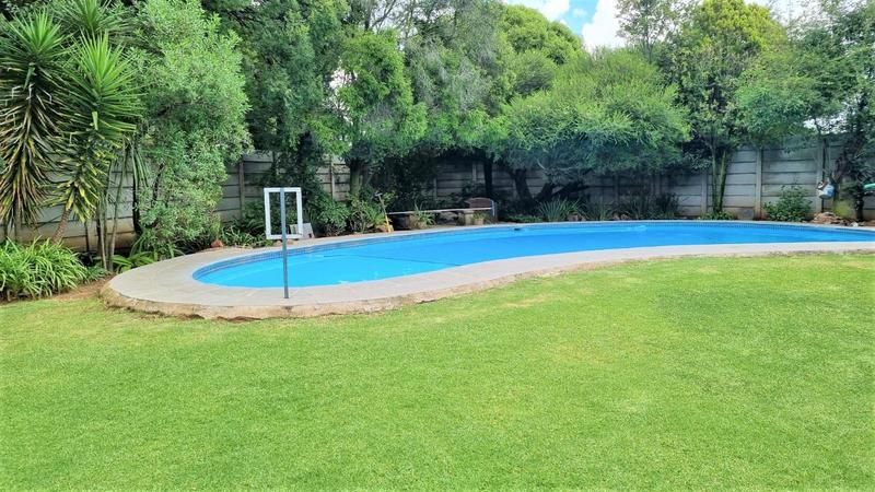 4 Bedroom Property for Sale in Selcourt Gauteng
