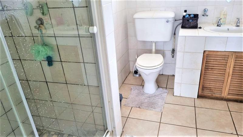 4 Bedroom Property for Sale in Selcourt Gauteng