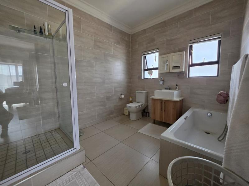 3 Bedroom Property for Sale in Meyersdal Gauteng