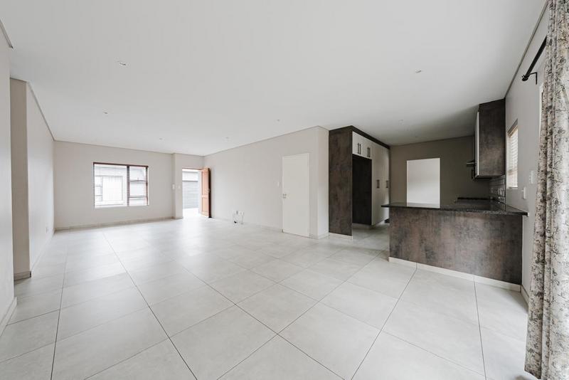 3 Bedroom Property for Sale in New Redruth Gauteng