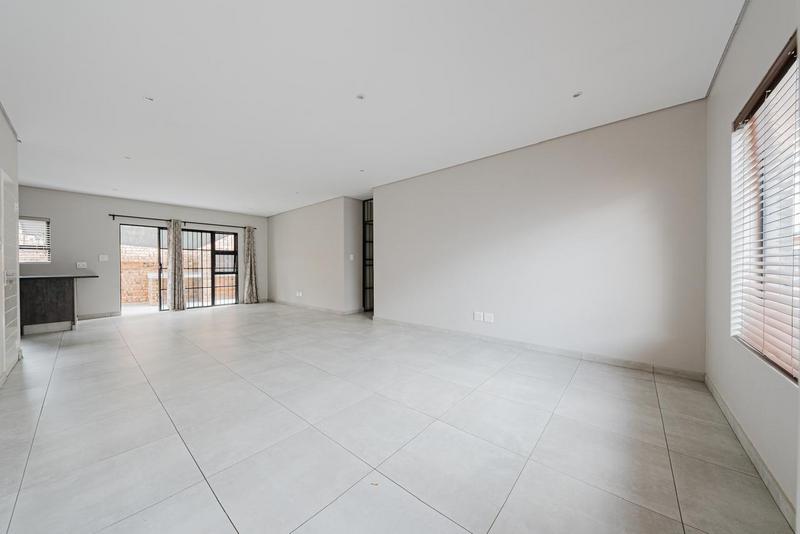 3 Bedroom Property for Sale in New Redruth Gauteng