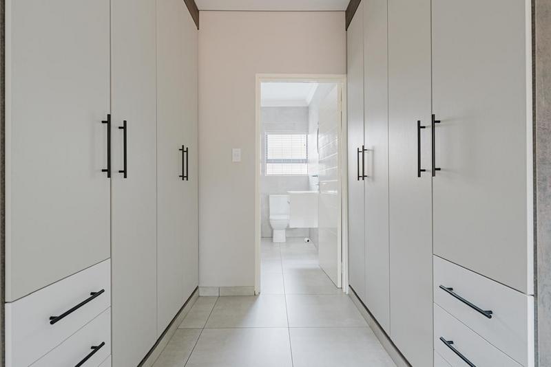 3 Bedroom Property for Sale in New Redruth Gauteng