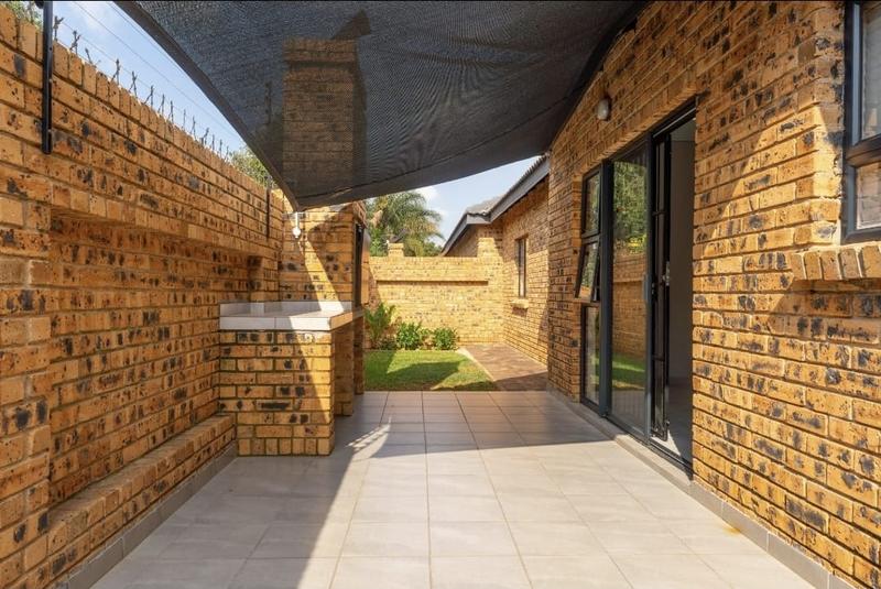 3 Bedroom Property for Sale in New Redruth Gauteng