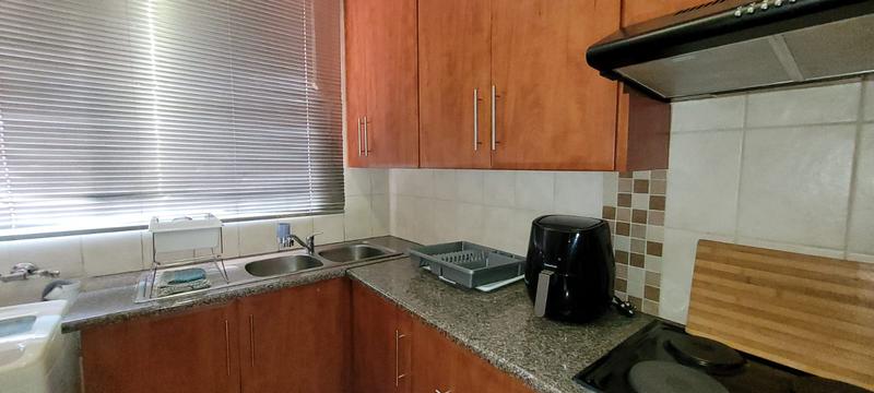 2 Bedroom Property for Sale in New Redruth Gauteng