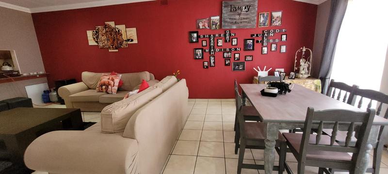 2 Bedroom Property for Sale in New Redruth Gauteng