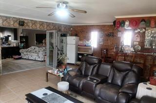 4 Bedroom Property for Sale in Verwoerdpark Gauteng