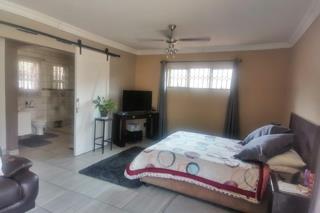 4 Bedroom Property for Sale in Verwoerdpark Gauteng