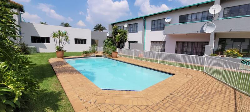 2 Bedroom Property for Sale in Verwoerdpark Gauteng