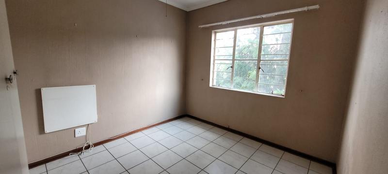 2 Bedroom Property for Sale in Verwoerdpark Gauteng