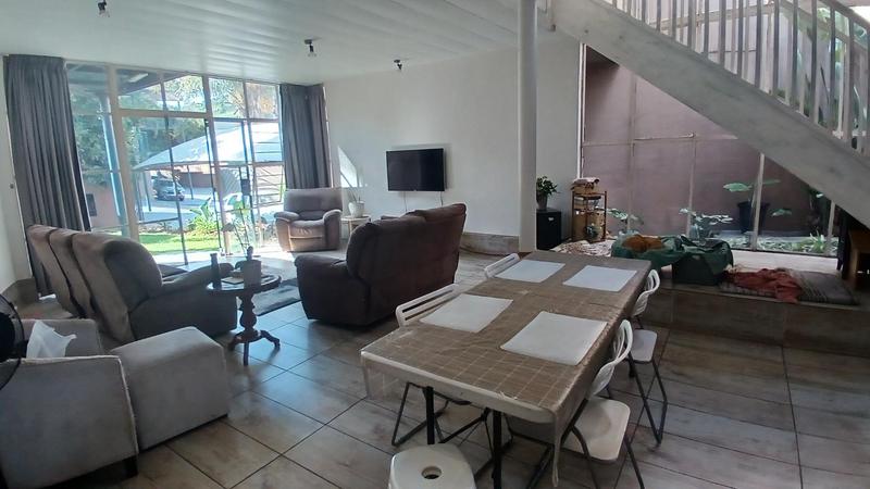 4 Bedroom Property for Sale in Bassonia Gauteng