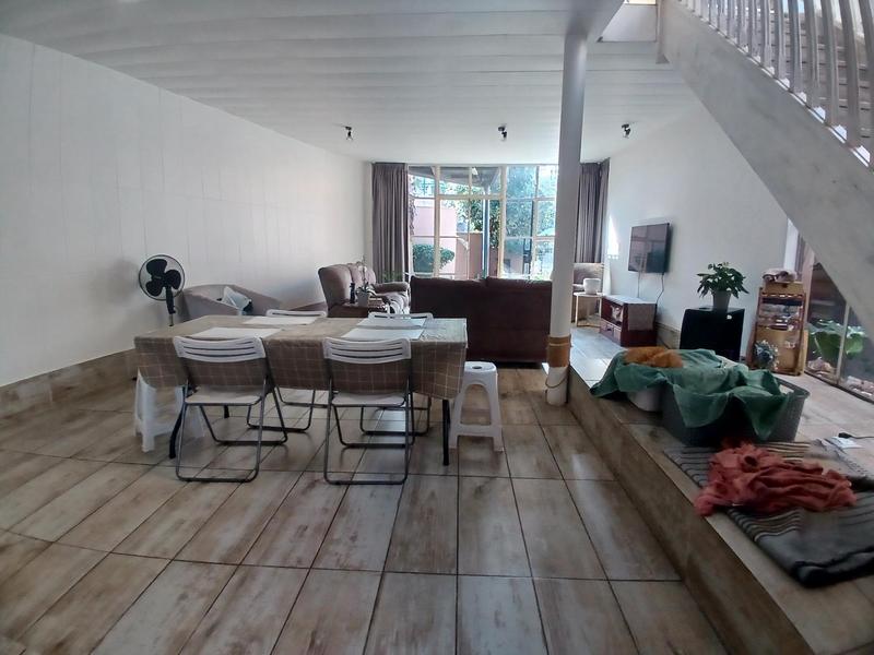 4 Bedroom Property for Sale in Bassonia Gauteng