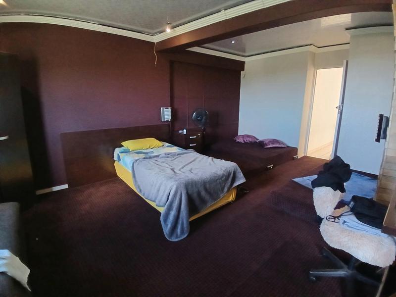 4 Bedroom Property for Sale in Bassonia Gauteng
