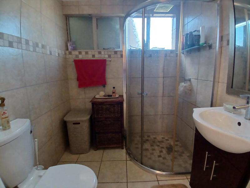 4 Bedroom Property for Sale in Bassonia Gauteng