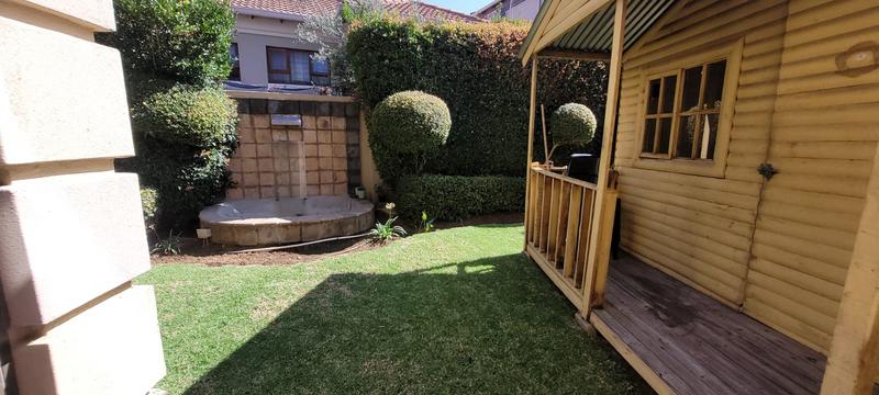 4 Bedroom Property for Sale in Mulbarton Gauteng