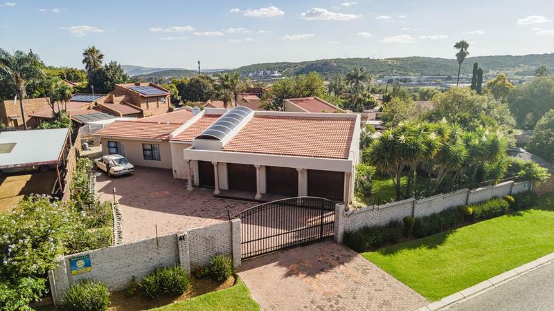 3 Bedroom Property for Sale in Mulbarton Gauteng